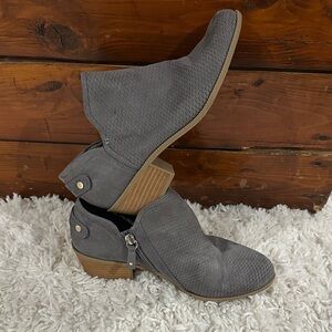 Dr. Scholl's Be Energized Foam Technology  Gray Women's Ankle Booties